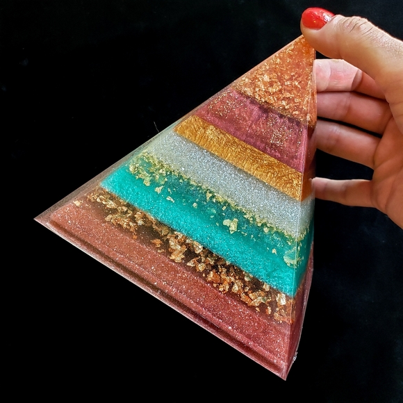 Multi-layer Resin Pyramid, Home Accent,Paperweight - Picture 8 of 11